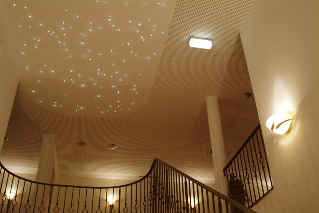 Hotel Traube Sankt Gallenkirch Bagian luar foto
