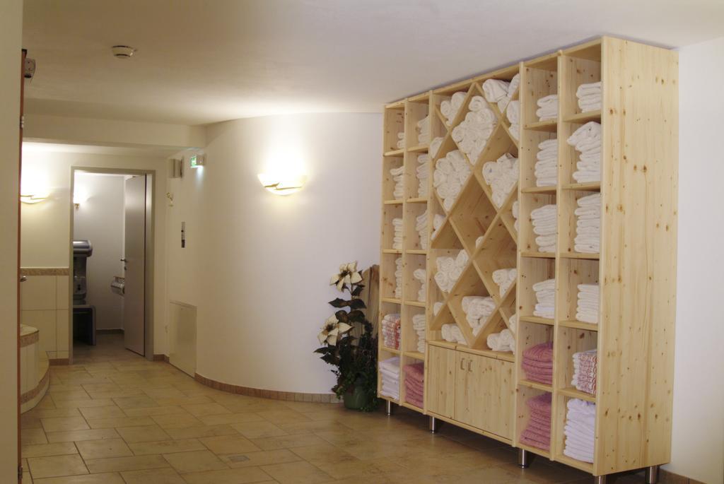 Hotel Traube Sankt Gallenkirch Bagian luar foto