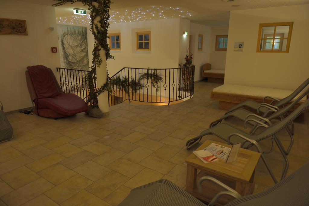 Hotel Traube Sankt Gallenkirch Bagian luar foto